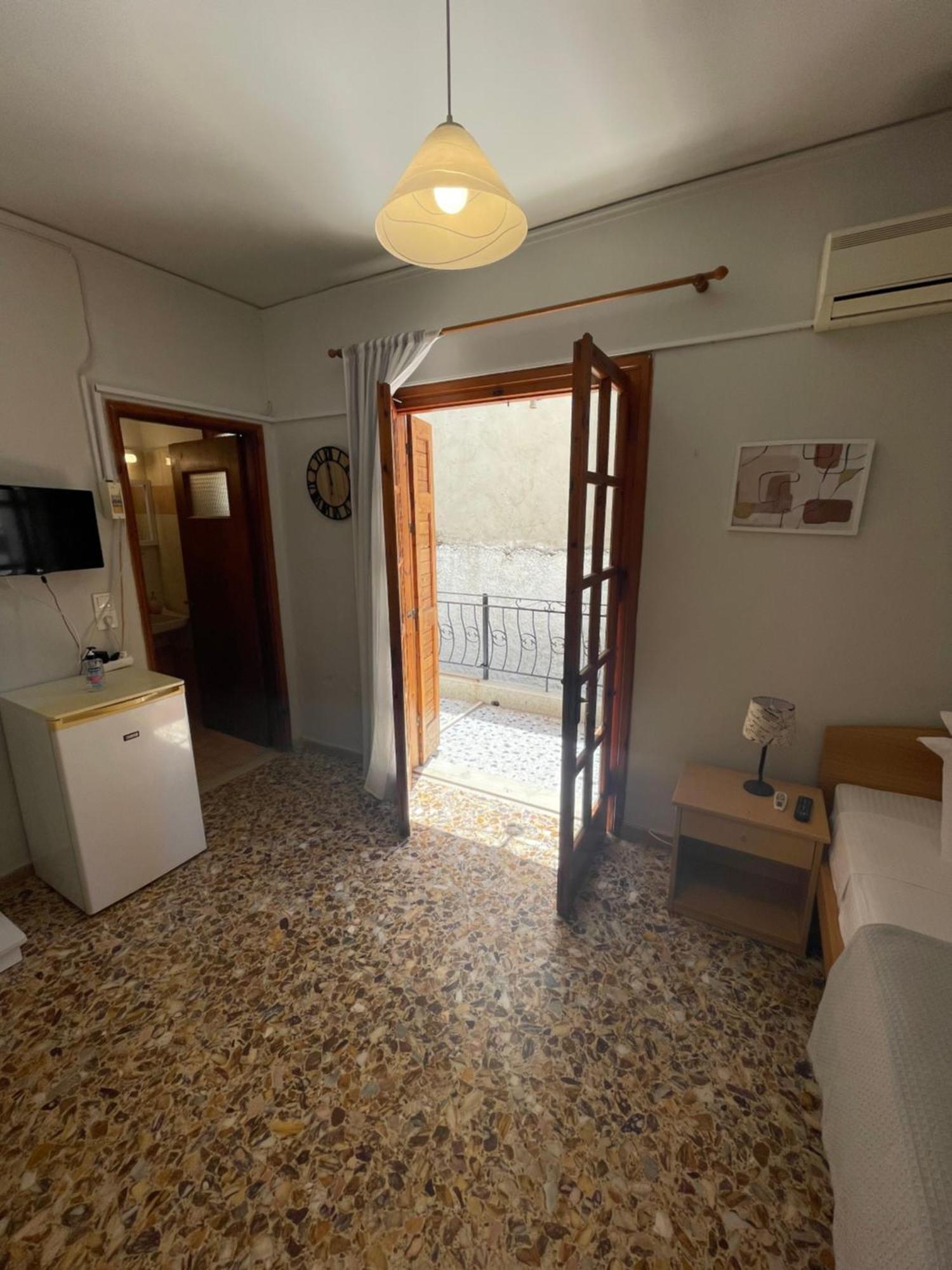 The Beehive 2 Apartment Mytilene